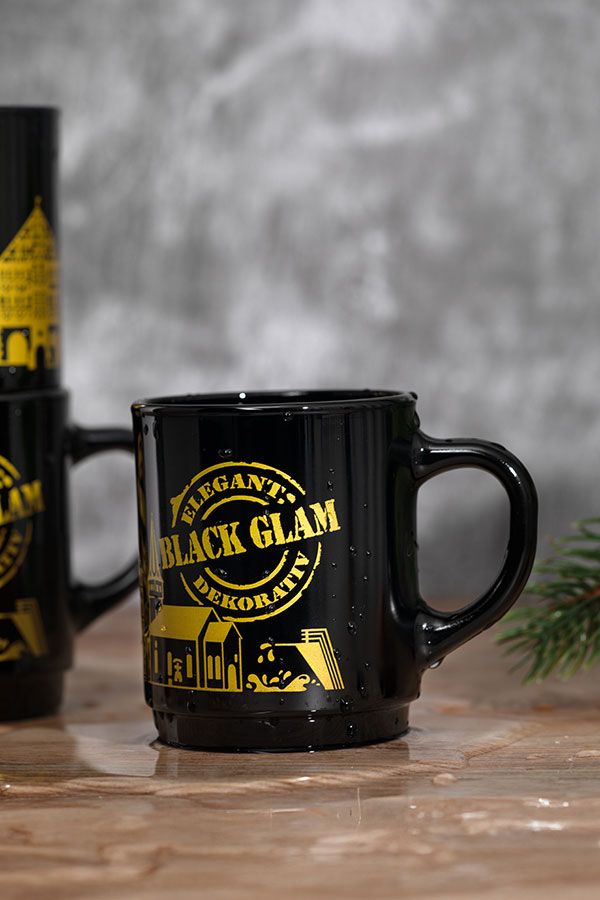 Henkelbecher Black Glam in Schwärz mit goldenem Aufdruck